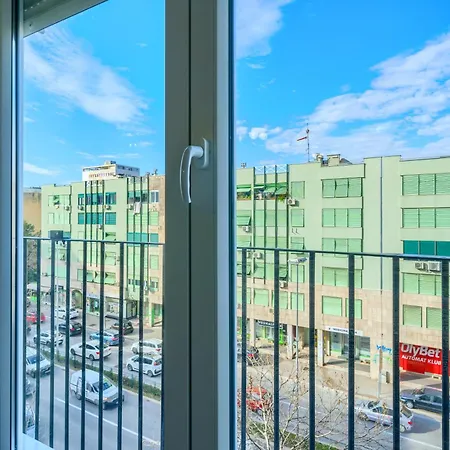 Nikola's Nest Appartement *